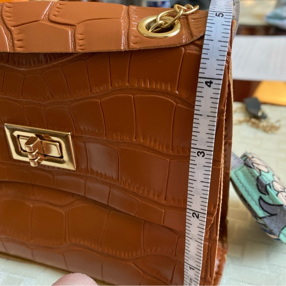 HP! ROYAL SIAMESE Brown Croc Embossed Faux Leather Mini Handbag with Chain Strap - Picture 7 of 11